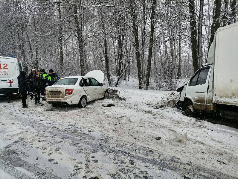ДТП в Луховицах — столкнулись три автомобиля 10.03.2023