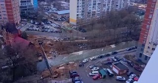 Канализация хлещет в реку Серебрянку в Пушкино