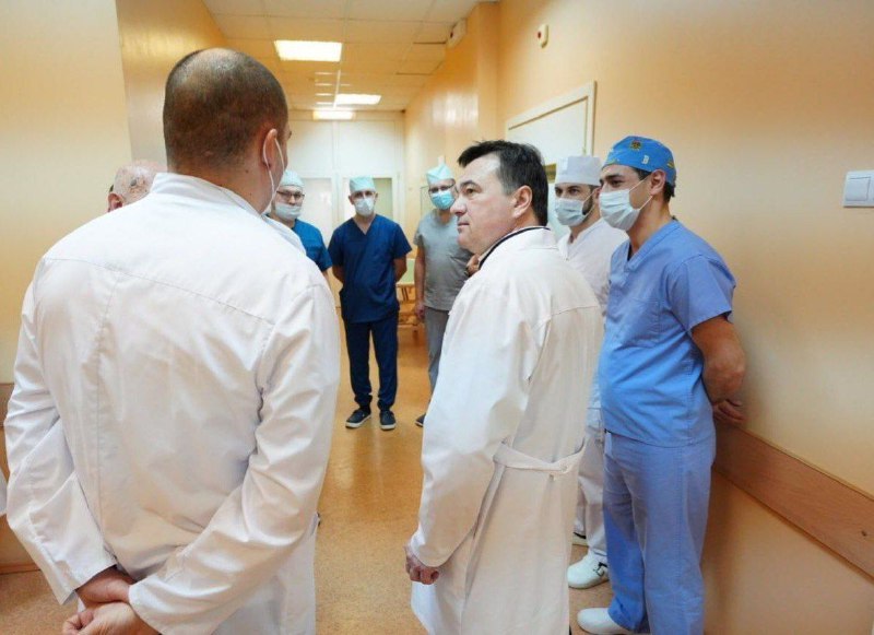 Центр реконструктивной хирургии посетил губернатор в Воскресенске