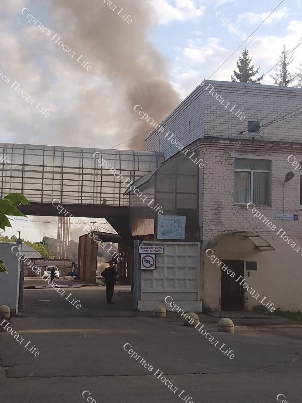 Пожар в Сергиевом Посаде — на территории хлебокомбината 03.09.2023