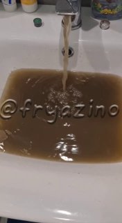 Грязная вода идет из крана во Фрязино 08.02.2024