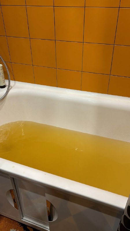 Грязная вода идет из крана в Солнечногорске 16.04.2024